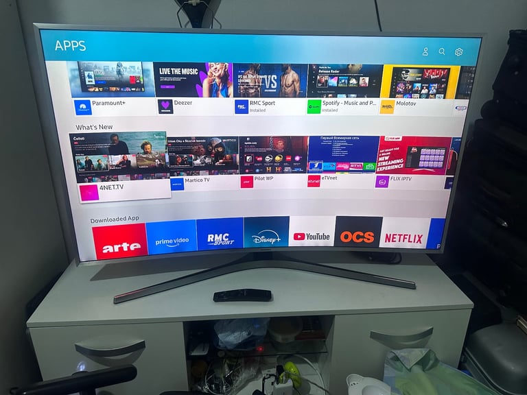 Free delivery 49”Samsung 4k Curve ultra HDTV 