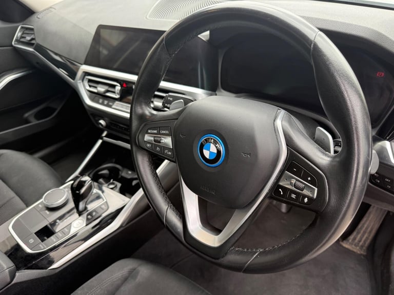 2021 BMW 3 Series 2.0 330e 12kWh SE Pro Auto Euro 6 (s/s) 4dr SALOON Petrol/Electric Hybrid Autom...