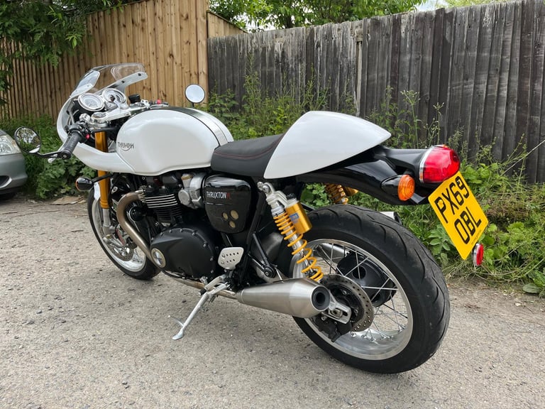 TRIUMPH THRUXTON 1200 R, 2019(69), 1 OWNER, 18,987 MILES, FSH, IMMACULATE, £8295