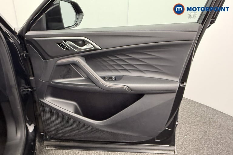 2025 MG MG HS 1.5 T-GDI Trophy 5dr DCT SUV Petrol Automatic