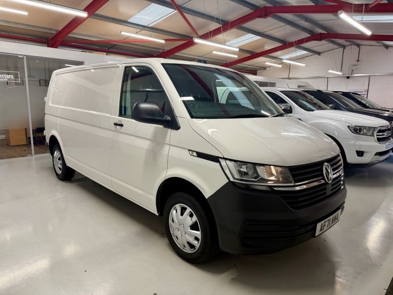 2021 71 VOLKSWAGEN TRANSPORTER 2.0 TDI T30 BUSINESS FWD LWB L2 EURO 6 * AIR CON 