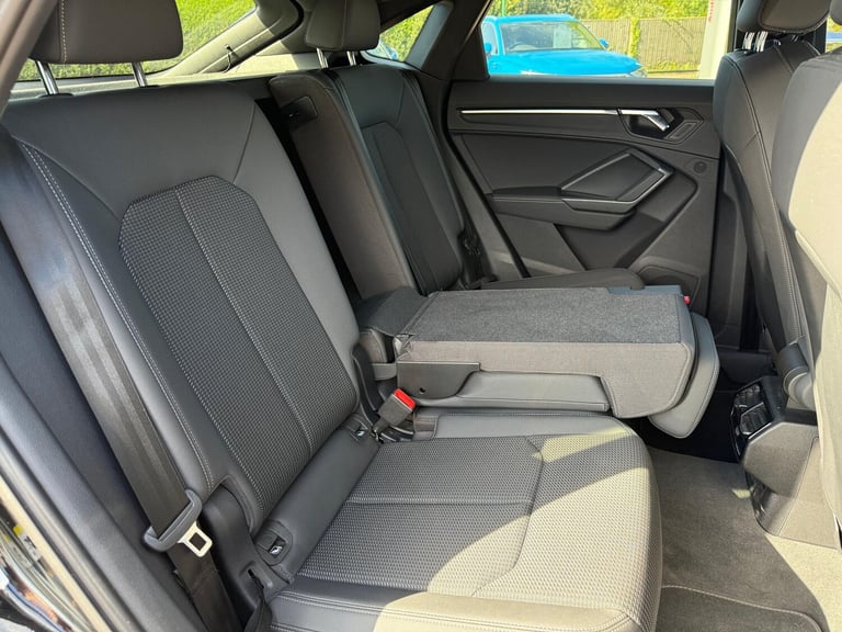 2022 Audi Q3 2.0 TFSI 45 S line Sportback 5dr Petrol S Tronic quattro Euro 6 (s/s) (245  ESTATE P...