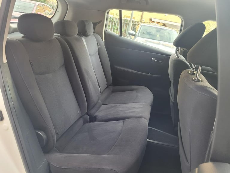 2016 Nissan Leaf 24kWh Acenta Hatchback 5dr Electric Auto (109 bhp) HATCHBACK Electric Automatic