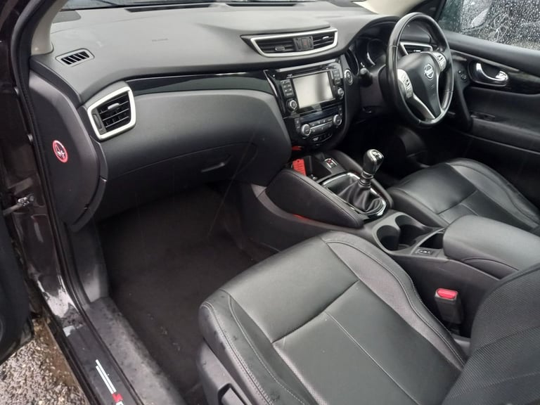 2014 Nissan Qashqai 1.5 dCi Tekna SUV 5dr Diesel Manual 2WD Euro 5 (s/s) (110 ps) Diesel Manual