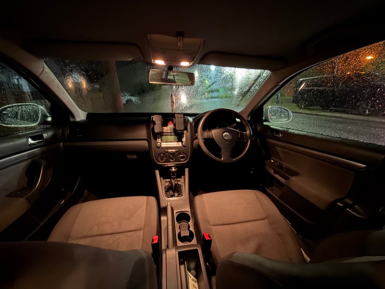 Volkswagen, JETTA, Saloon, 2006, 1595 (cc), 4 doors