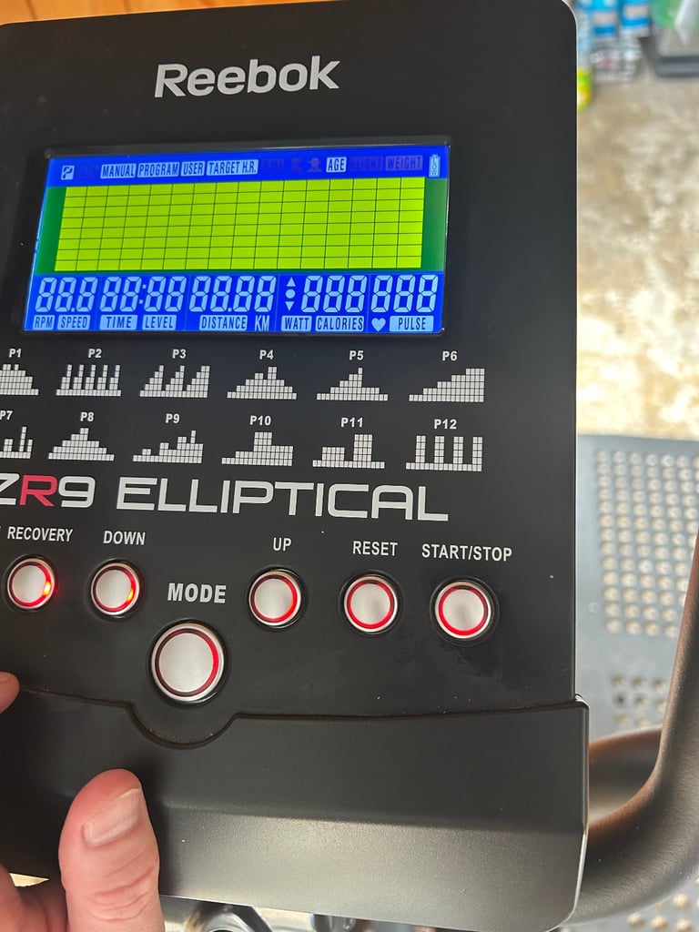 Reebok Cross Trainer ZRS ELLIPTICAL, Hardly Used, Mains Plug, No Manuel