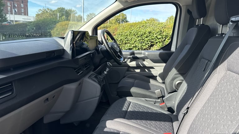 2024 Ford Transit Custom 2.0 EcoBlue 136ps H1 Van Limited PANEL VAN DIESEL Manual