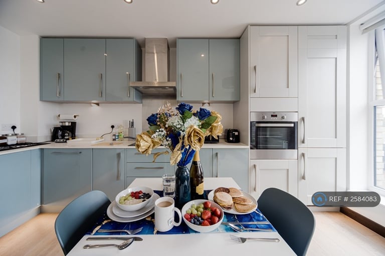 2 bedroom flat in James Smith Court, Dartford, DA1 (2 bed) (#2584083)