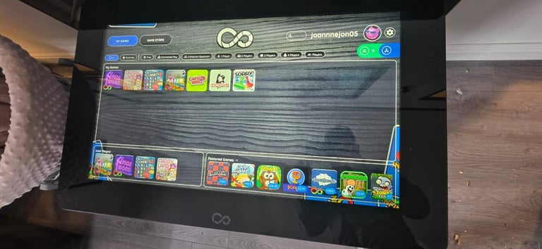Infinity game table