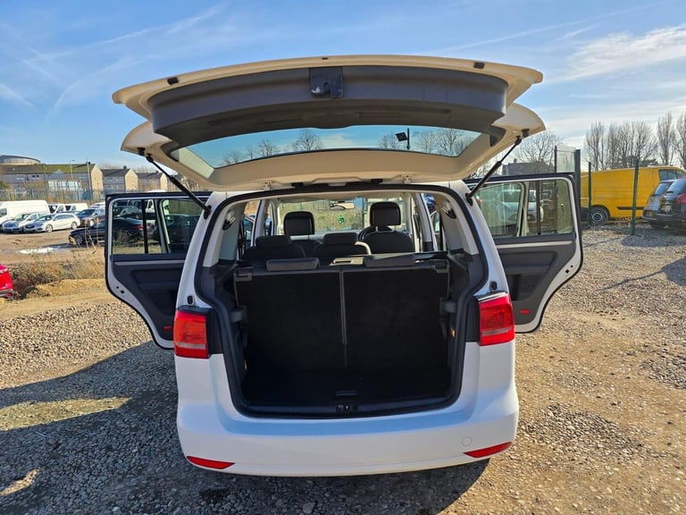 2014 Volkswagen Touran 1.4 TSI BlueMotion Tech SEL DSG Euro 6 (s/s) 5dr MPV Petrol Automatic