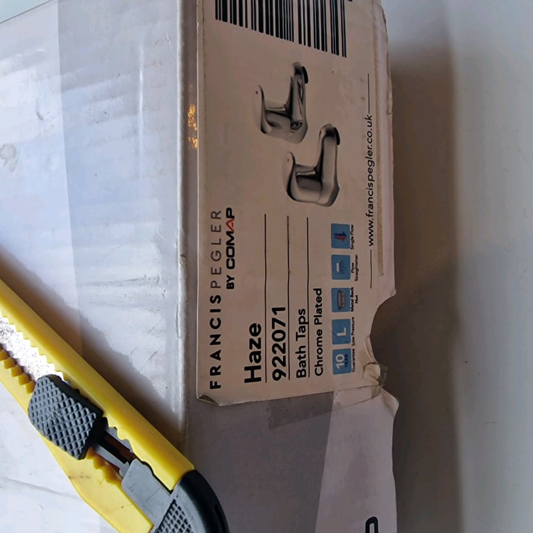 💖Brand new bath and sink taps💖