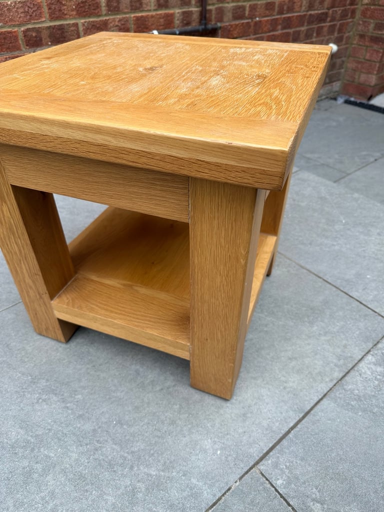 Oak TV cabinet and nest of tables  