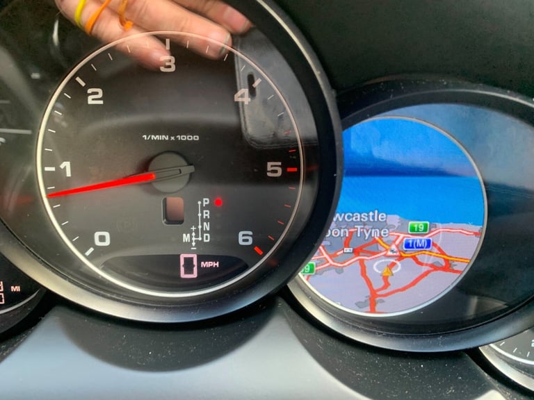 PORSCHE CAYENNE D V6 TIPTRONIC White Auto Diesel, 2013