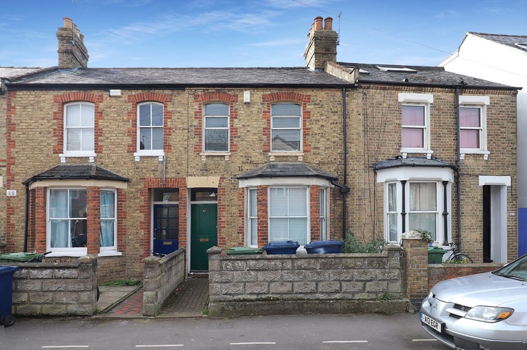 image for 5 bedrooms in Hurst Street, Oxford, OX4 Book Online - The Rent Guru {197}