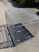 Dog crate - large 