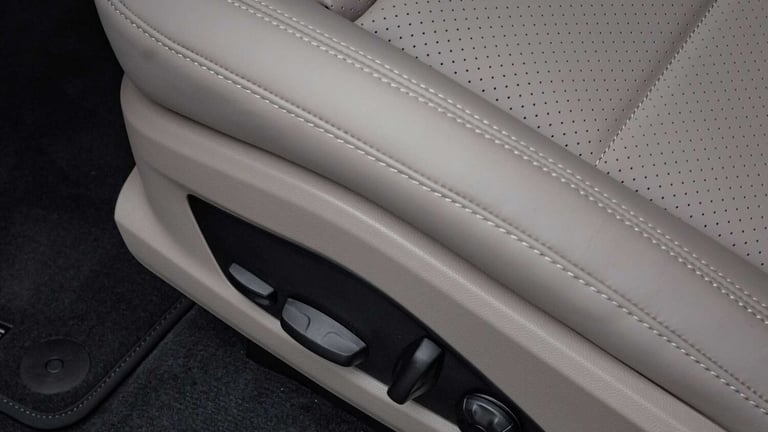2025 Porsche Macan 300kW 4 100kWh 5dr Auto ESTATE ELECTRIC Automatic