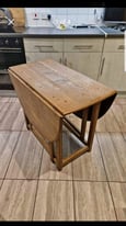 Free delivery in Croydon lovely solid pine wooden drop leaf table
