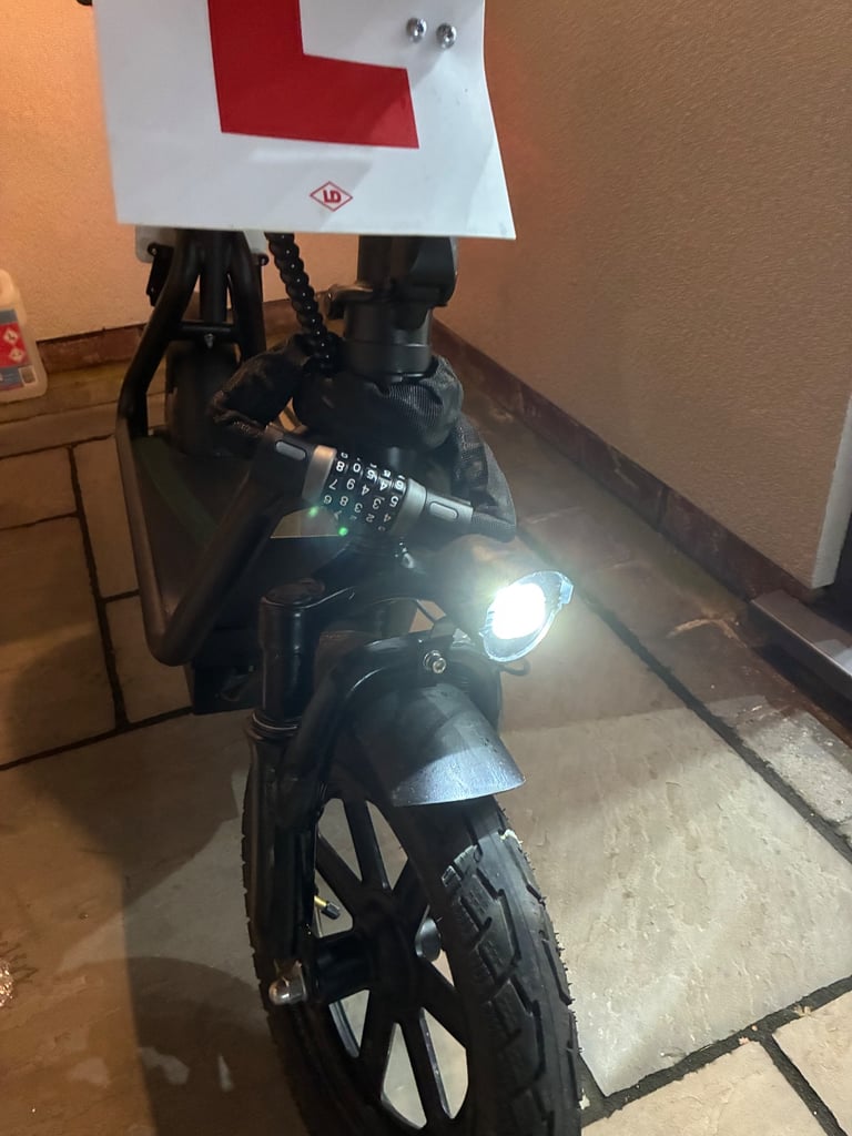 Customise electric moped