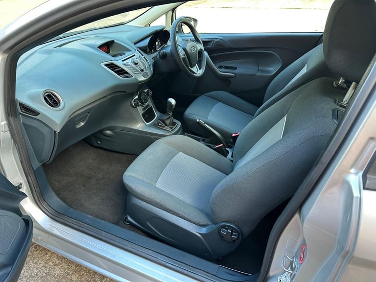 FORD FIESTA 1.3 Edge 2011