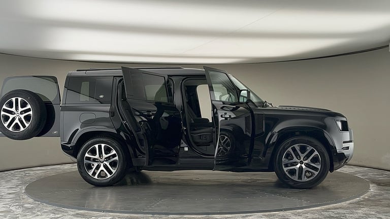 2022 Land Rover Defender 110 3.0 D250 MHEV XS Edition SUV 5dr Diesel Auto 4WD Euro 6 (s/s) (250 p...