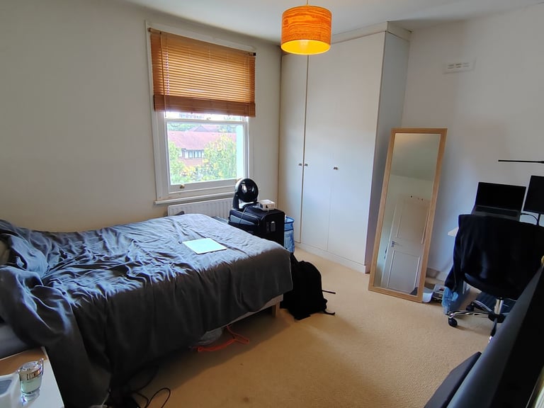 Second floor 2 bedroom flat to rent in highly desirable area of West Hampstead, NW2