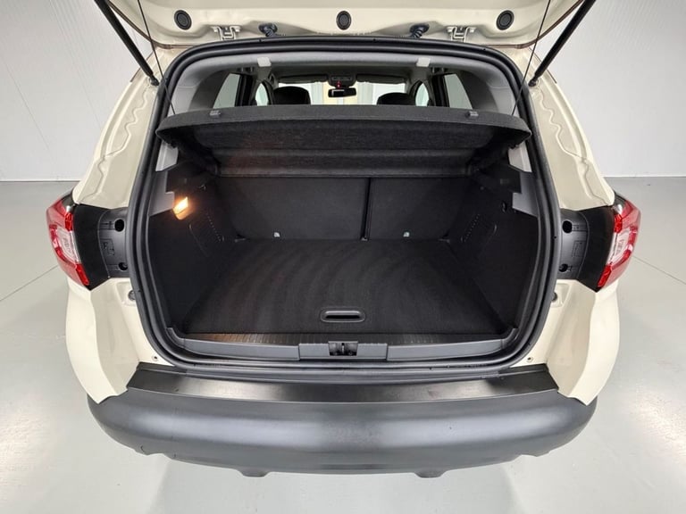 2016 16 RENAULT CAPTUR 1.5 DCI ENERGY ICONIC NAV SUV 5DR DIESEL MANUAL EURO 6 (S