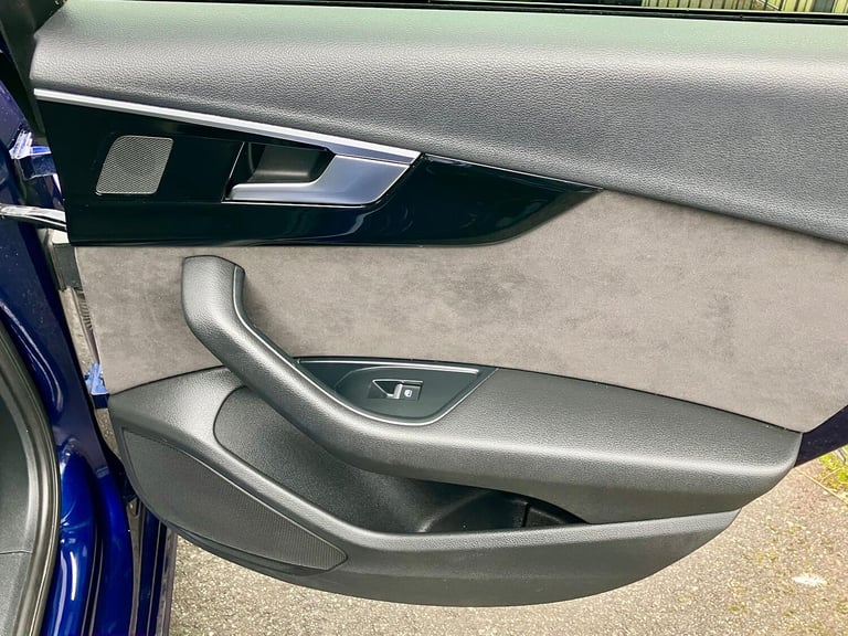 AUDI A4 2.0 TDI 30 Black Edition 2019