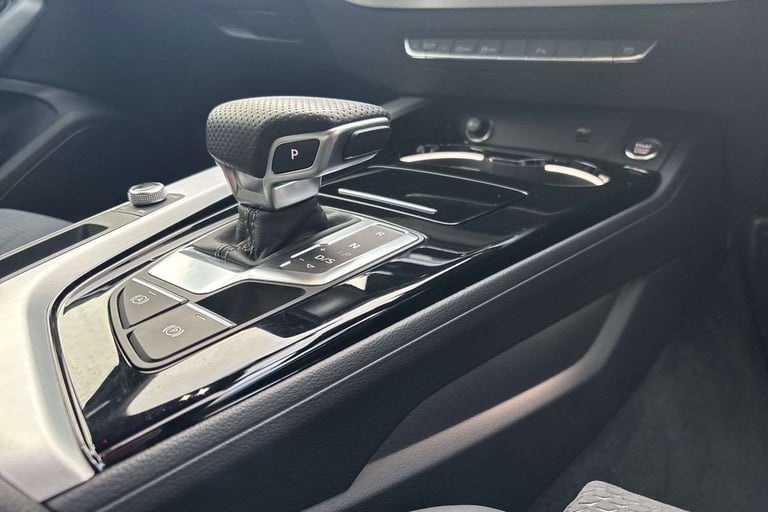 2023 Audi A4 35 TDI S Line 4dr S Tronic SALOON DIESEL Automatic