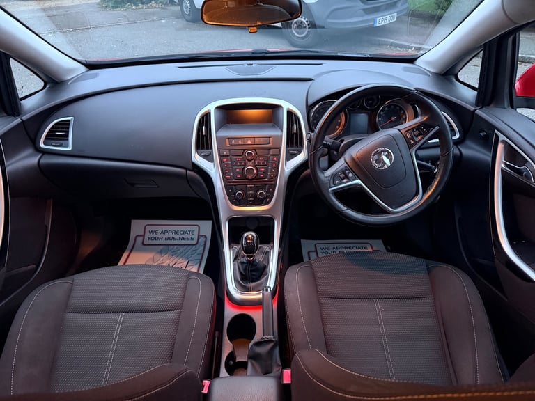 Vauxhall, ASTRA, Hatchback, 2013, Manual, 1364 (cc), 5 doors