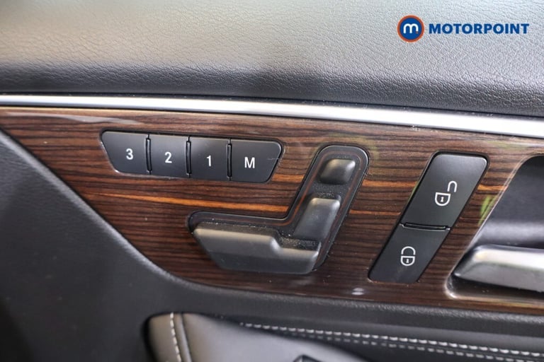 2017 Infiniti Q30 1.5d Premium Tech 5dr HATCHBACK DIESEL Manual