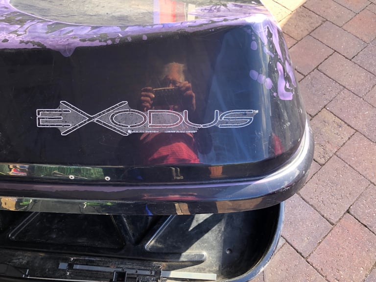 Halfords Exodus roof box