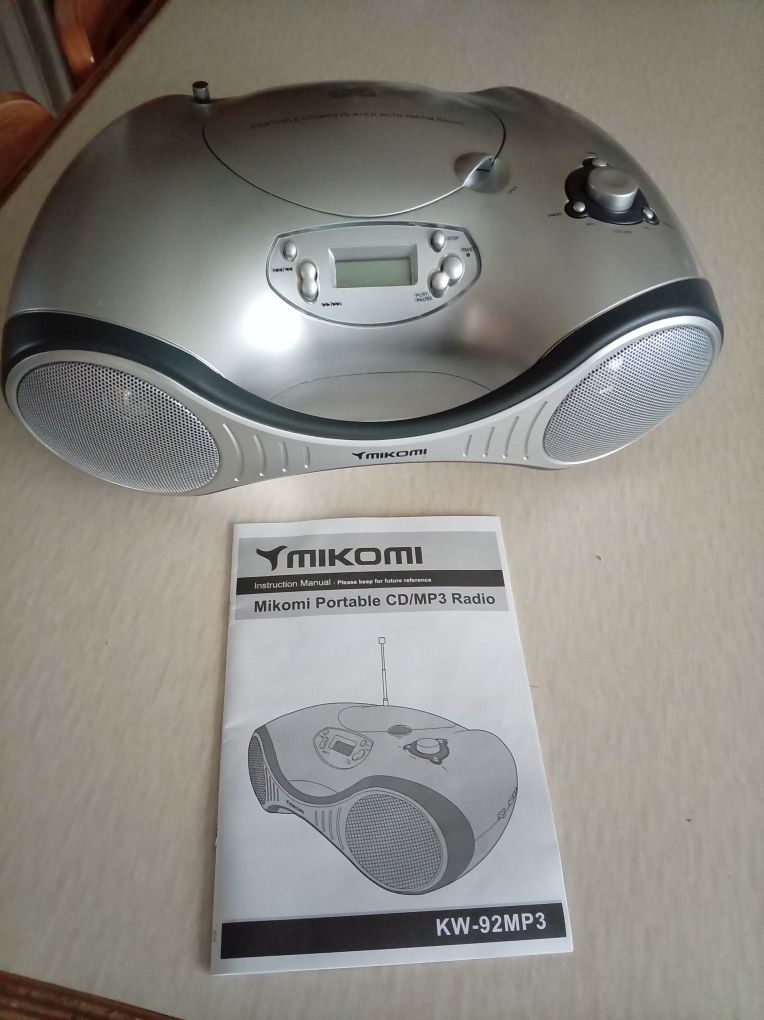 MIKOMI KW-92MP3 Portable CD/MP3 Radio