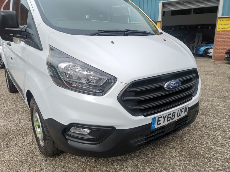 2018 Ford Transit Custom 2.0 TDCi 105ps Low Roof D/Cab Van PANEL VAN Diesel Manual
