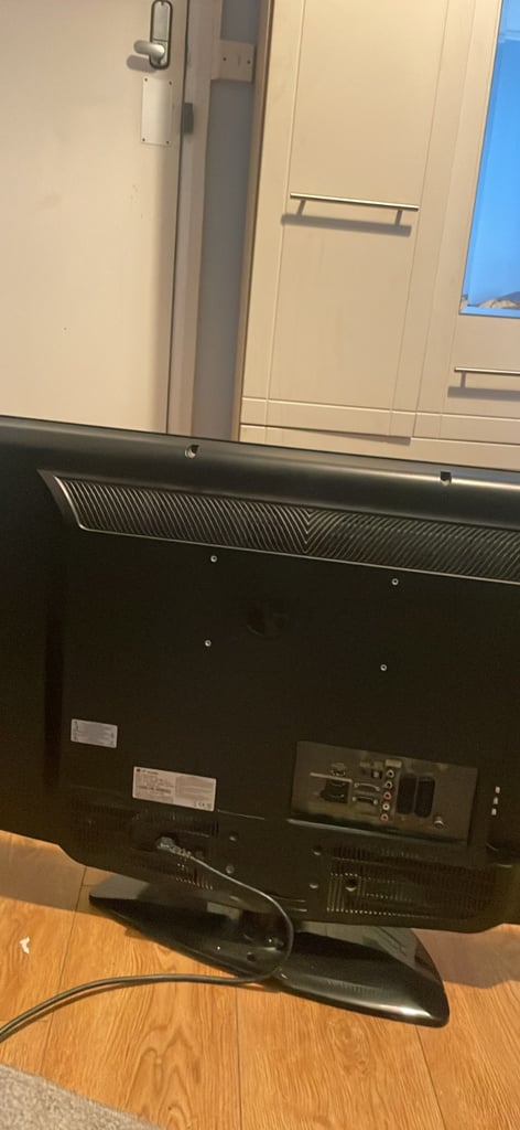 LG flatscreen tv 