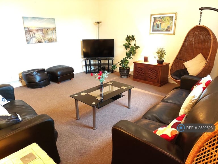 1 bedroom in Whitesands, Dumfries, DG1 (#2529623)