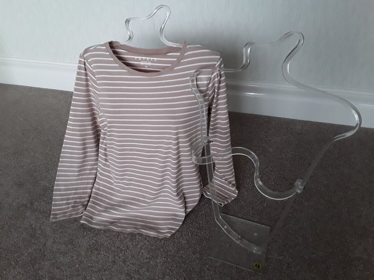 image for Display frames for clothes 