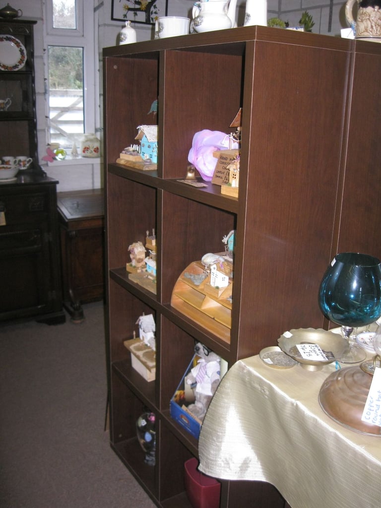 image for MODERN STURDY 'CUBE' SHELVING. 8 CUBE. GOOD ORDER. 2 MATCHING. DELIVERY AVAILABLE