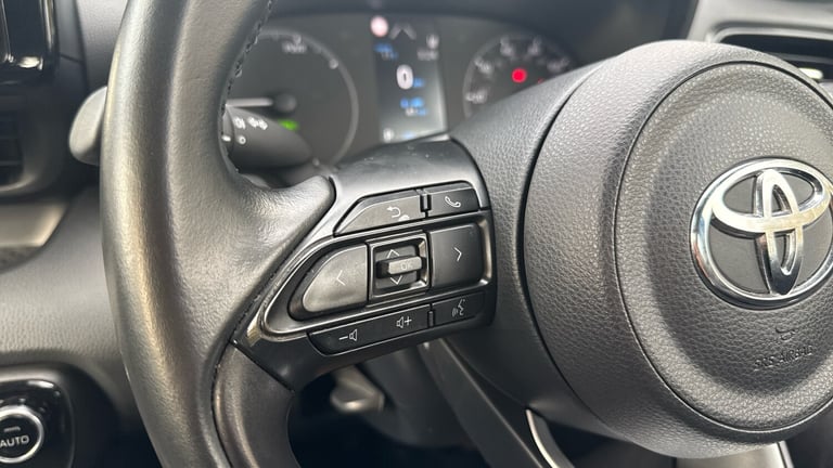 2022 Toyota Yaris 1.5 Hybrid Icon 5dr CVT HATCHBACK PETROL/ELECTRIC Automatic