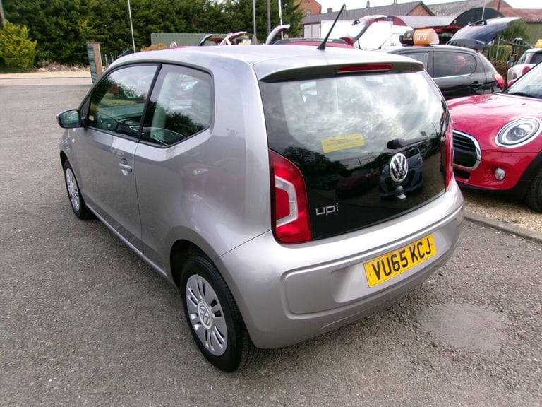 2015 Volkswagen up! 1.0 Move up! Euro 6 3dr HATCHBACK Petrol Manual