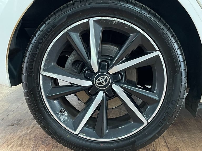 2017 Toyota Auris 1.2T Design TSS 5dr HATCHBACK PETROL Manual