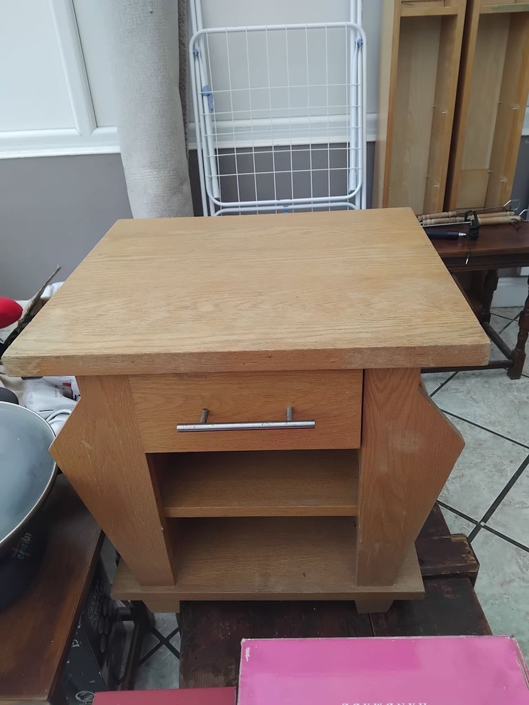 Bedside table