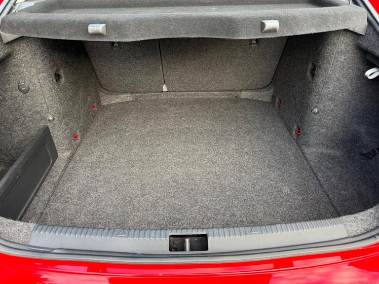 2016 Skoda Octavia 1.6 TDI SE DSG Euro 6 (s/s) 5dr HATCHBACK Diesel Automatic