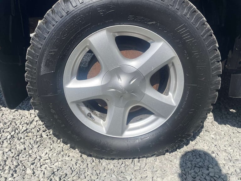 2015 Isuzu D-Max 2.5 D-Max Yukon Twin T Double Cab TD 4WD 5dr Pickup Diesel Manual