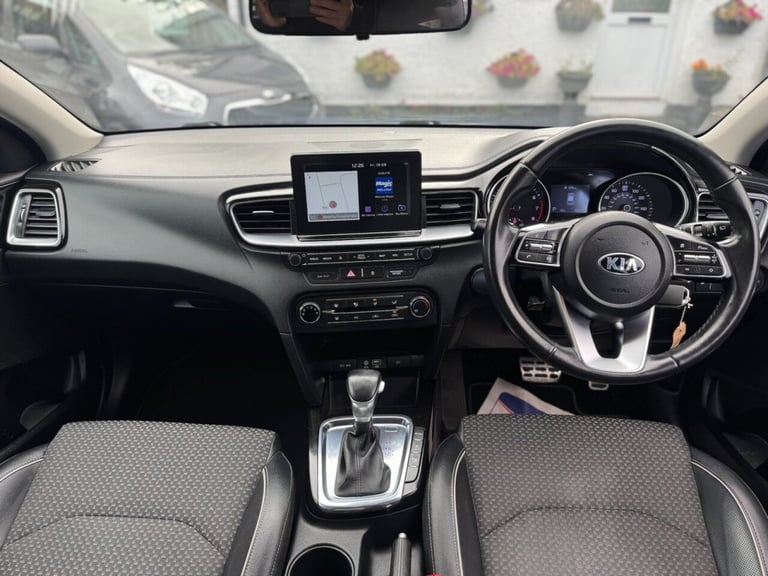 2019 Kia Ceed 1.4 T-GDi Blue Edition Hatchback 5dr Petrol DCT Euro 6 (s/s) (138 bhp) Hatchback Pe...