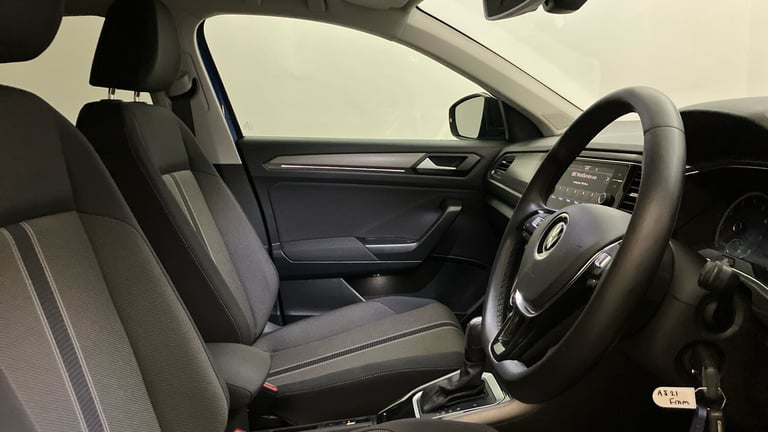 2021 Volkswagen T-Roc 1.5 TSI EVO Design 5dr DSG Petrol Hatchback Hatchback Petrol Automatic