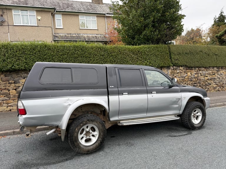 2002 Mitsubishi L200 Double Cab DI-D 4Life 4WD 134Bhp Double Cab Pick-up  Diesel Manual