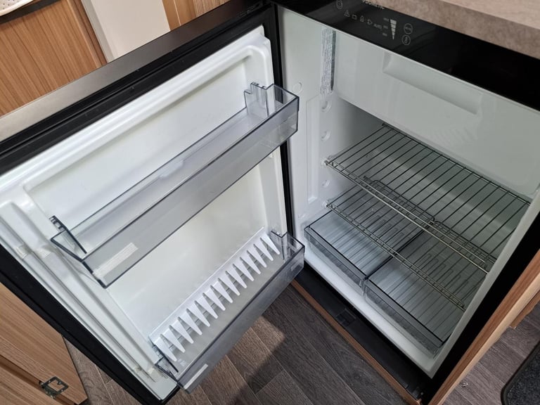 2024 Bailey Phoenix GT75 640