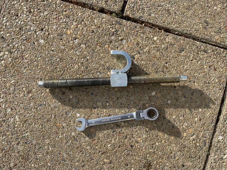 Milenco Caravan aluminium leveller - No need for ramps