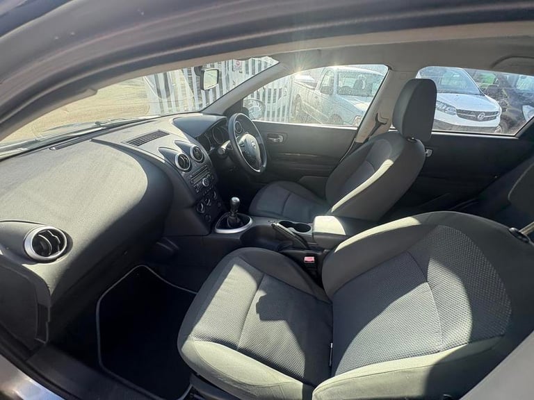 2010 Nissan Qashqai Qashqai Visia DCI Hatchback DIESEL Manual