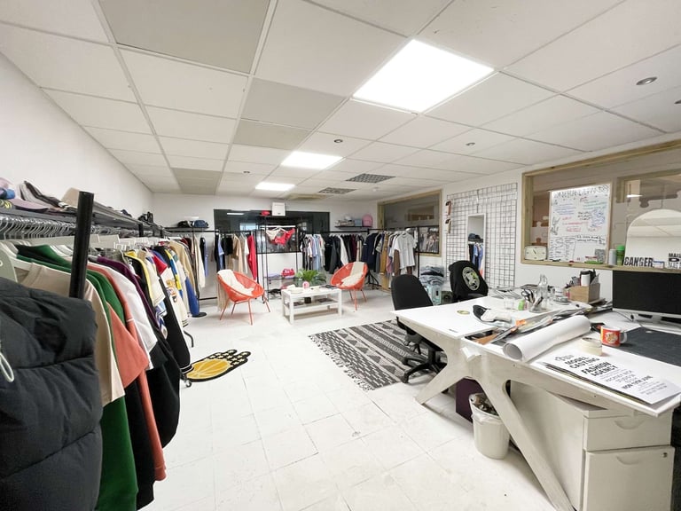 Large Office | Creative Space | Artist Studio | Commercial Unit | Desk in Hackney East London E9